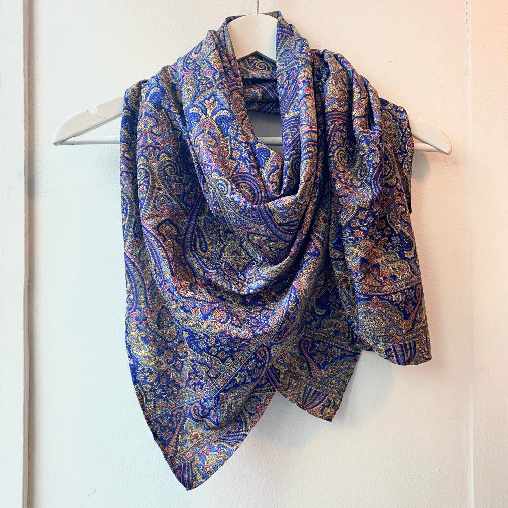Grand Foulard