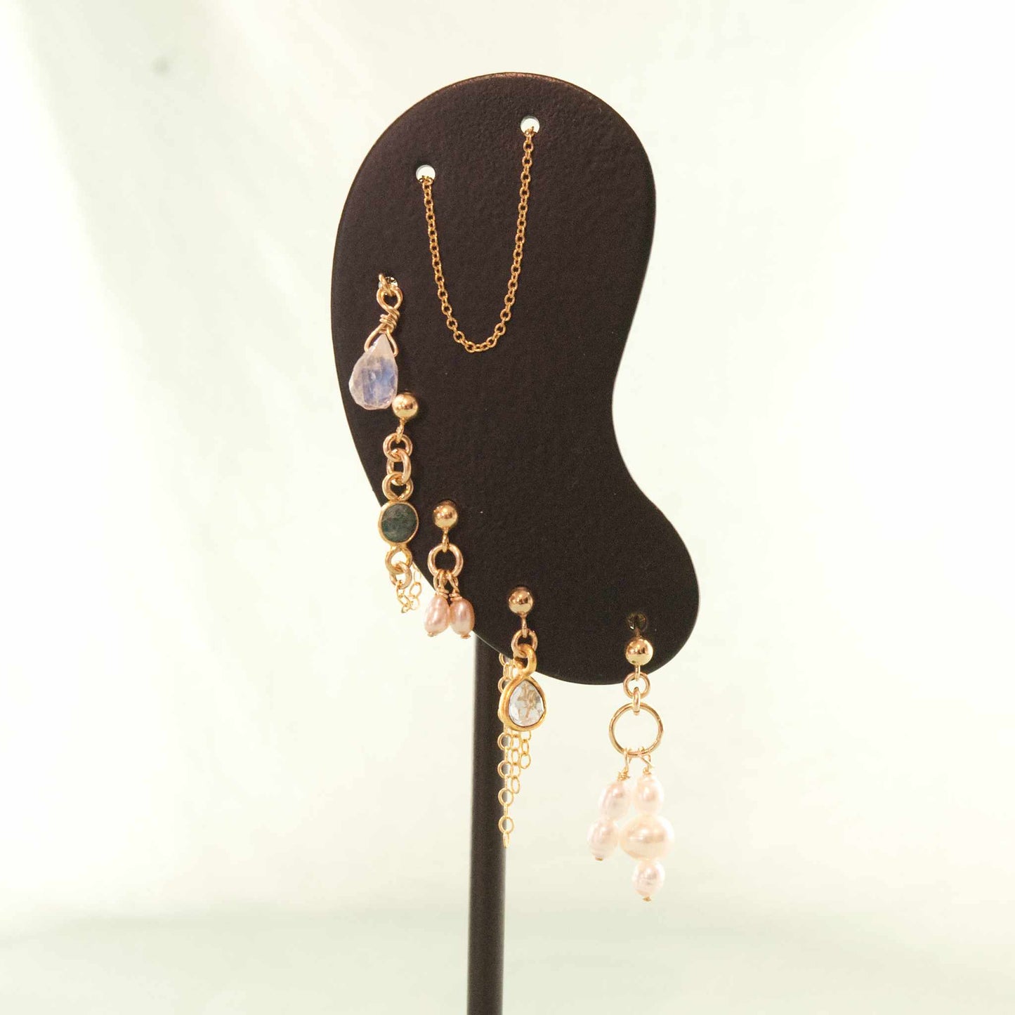 Boucle d'oreille Chaine en Laiton Goldfiled Goutte Pierre de Lune