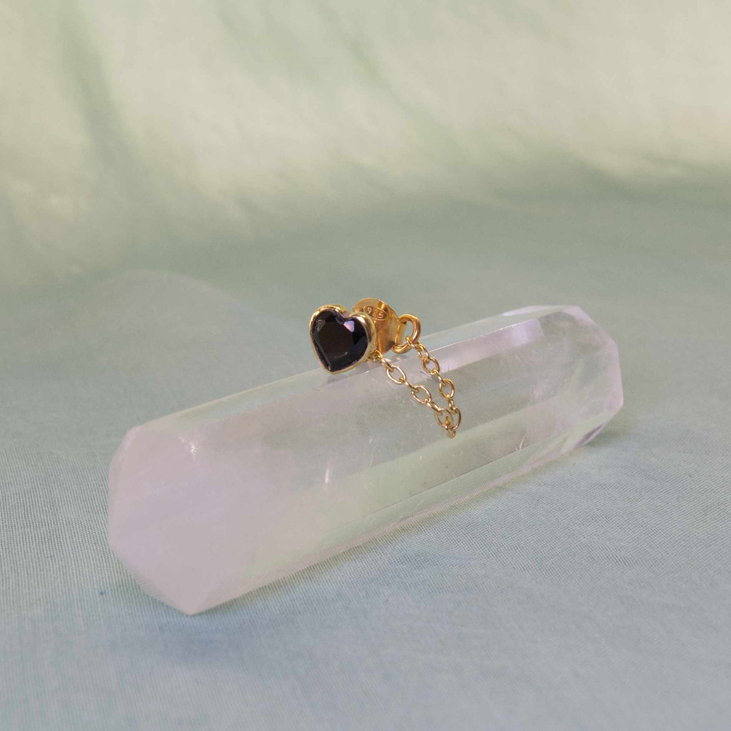 Boucle d'oreille LOVE Unchained Spinelle noire