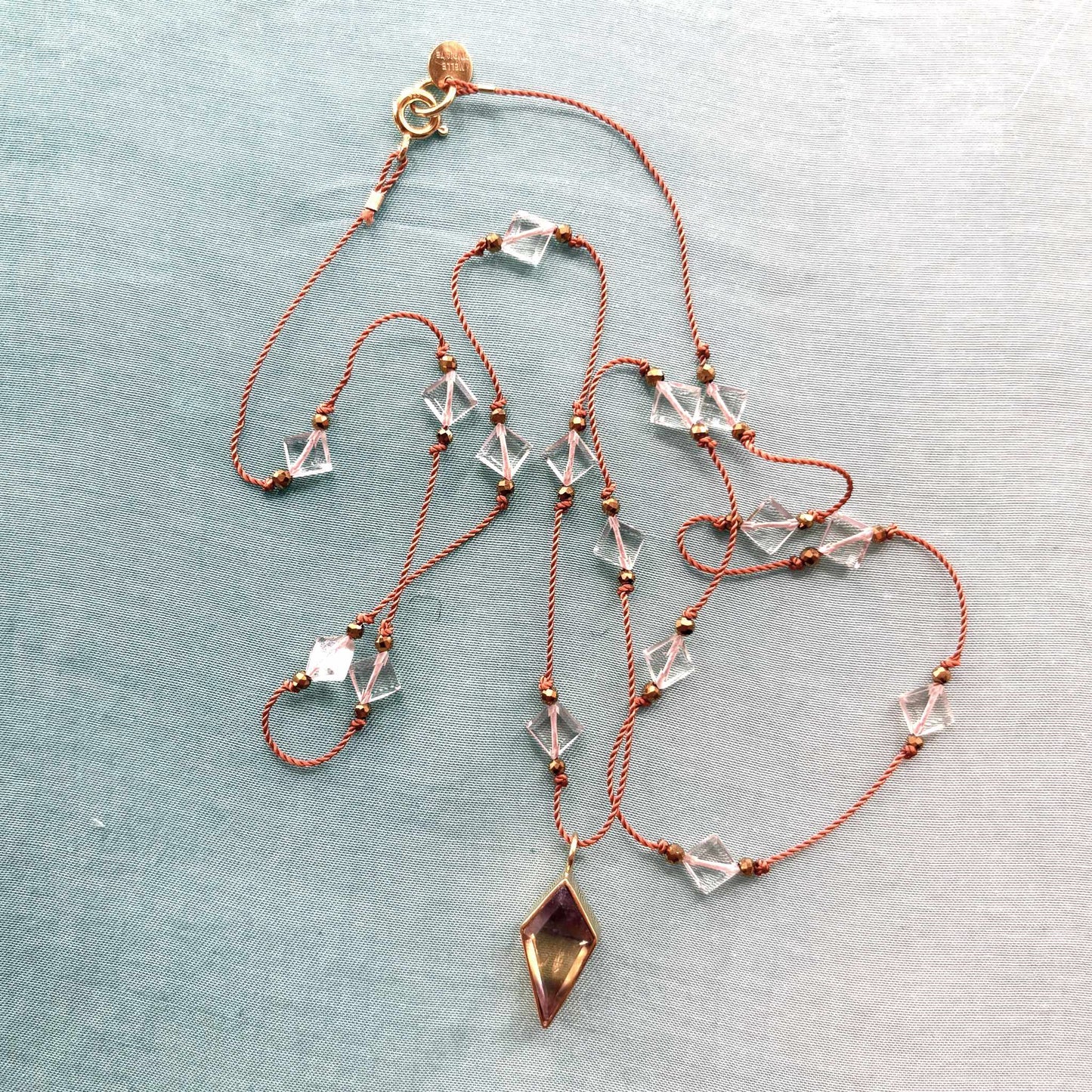 Collier long Losange en Améthystes vertes