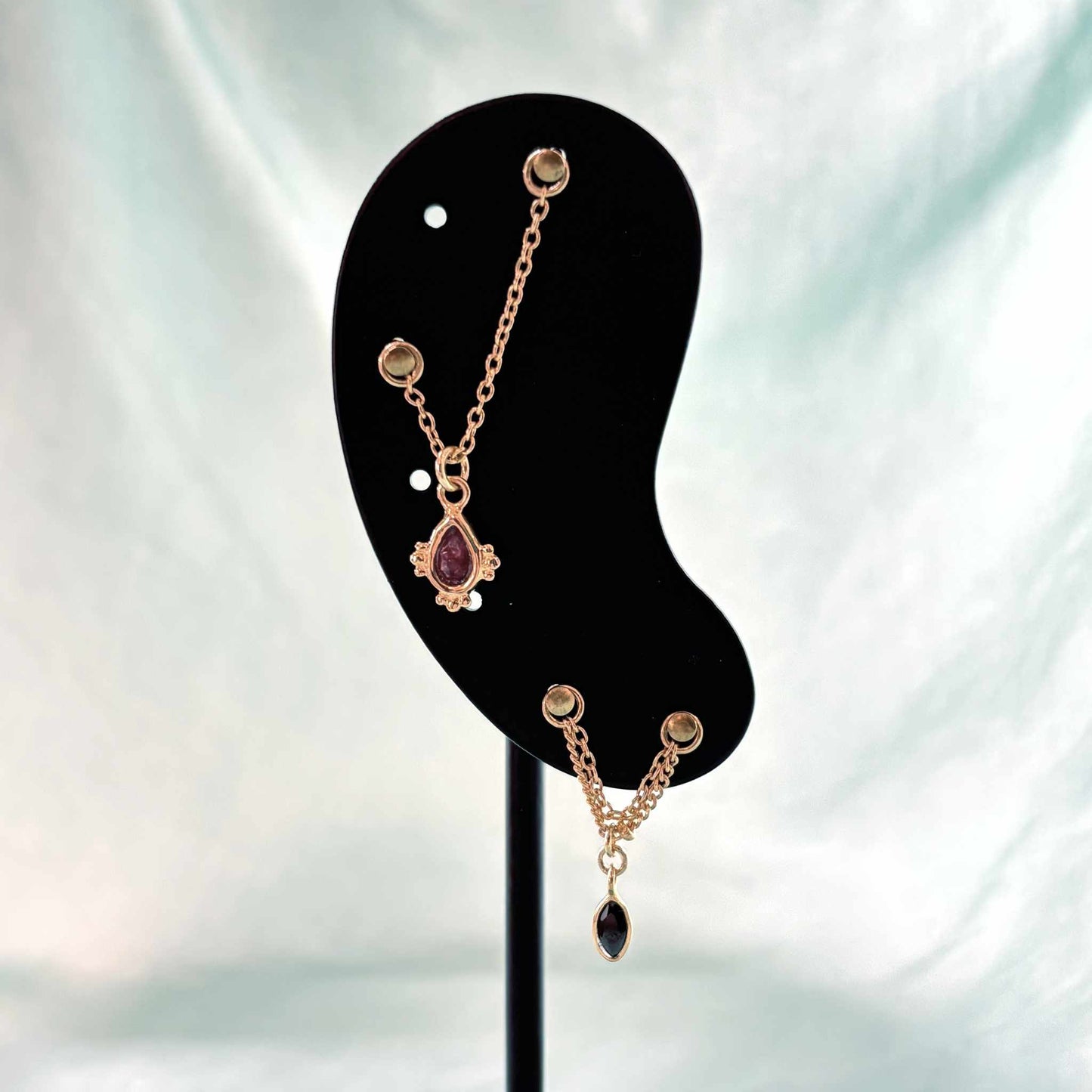 Petite Chaine d'oreille double avec Drop en Spinelle noire